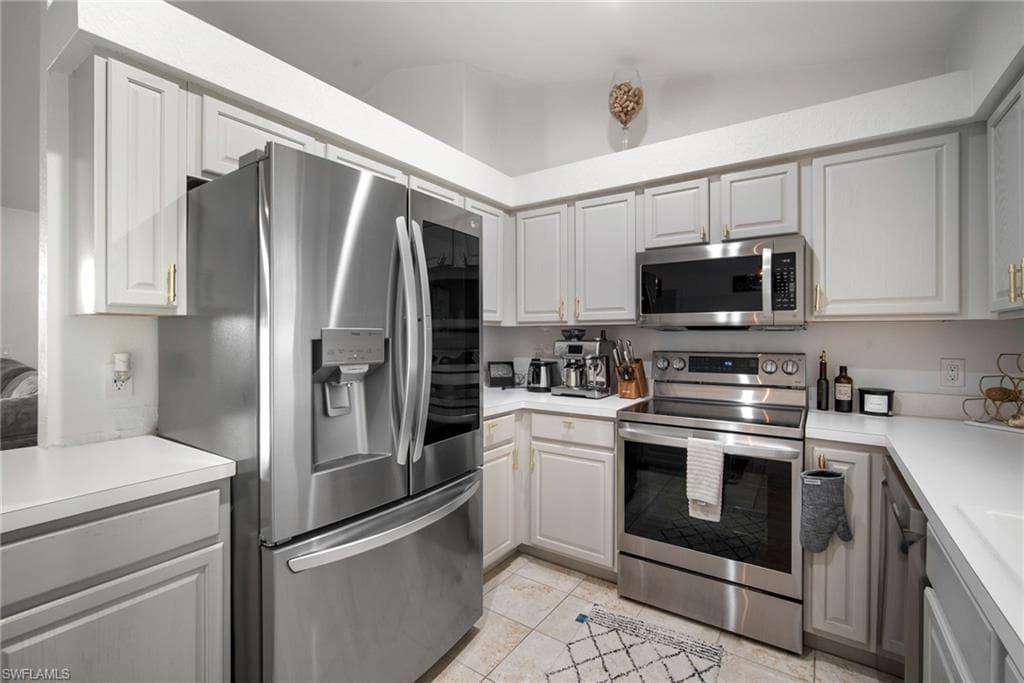 23485 Olde Meadowbrook Cir, Estero, FL 34134-19