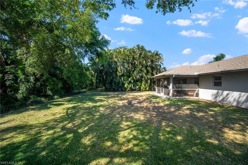 23485 Olde Meadowbrook Cir, Estero, FL 34134-32