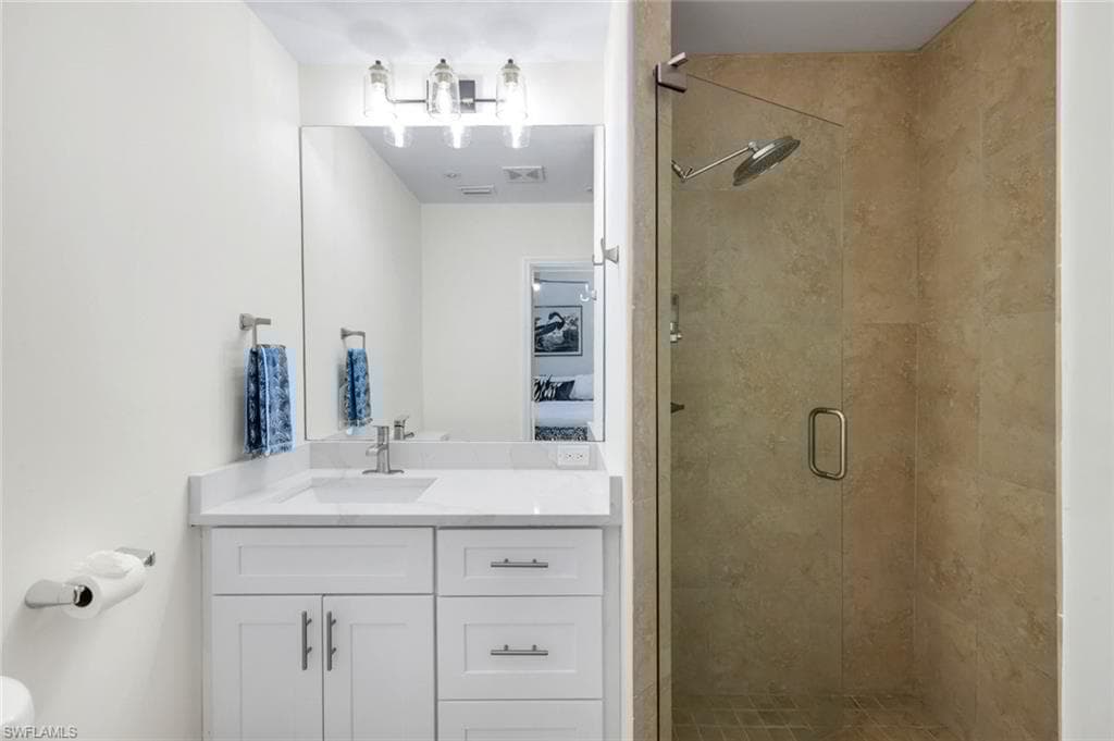 1275 8th Ave N, Naples, FL 34102-24