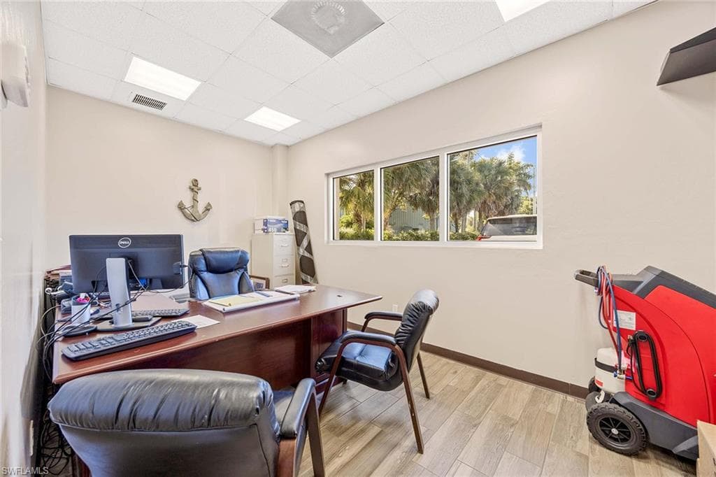 1701 Pine Ridge Rd, Naples, FL 34109-23