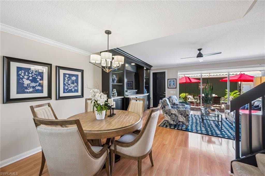 8055 Sorrento Ln, Naples, FL 34114-8