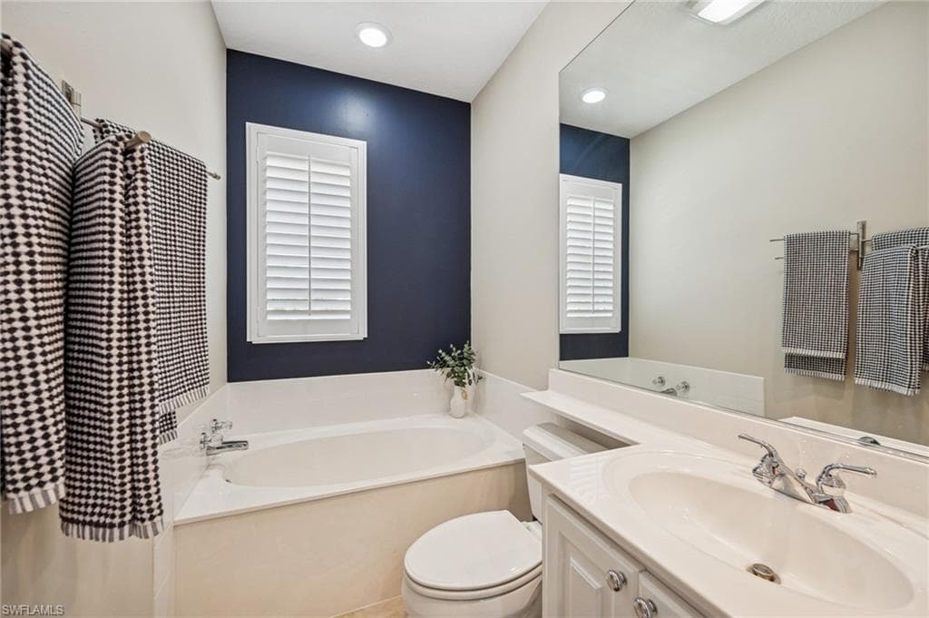 8055 Sorrento Ln, Naples, FL 34114-22