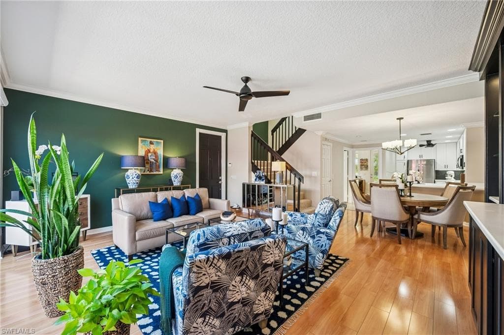 8055 Sorrento Ln, Naples, FL 34114-4