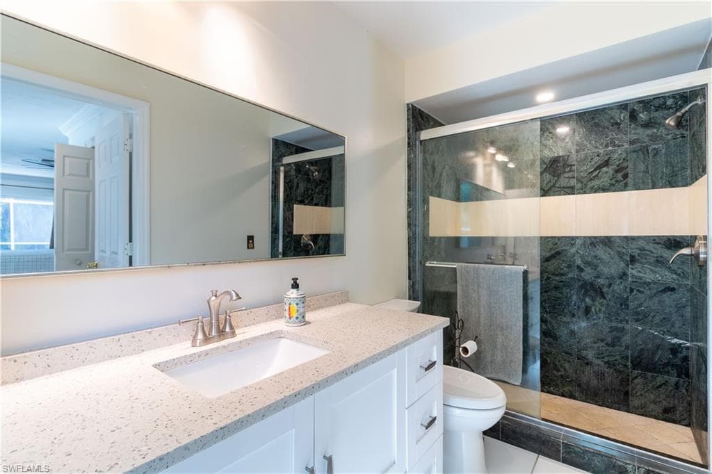 209 Pinehurst Cir, Naples, FL 34113-22