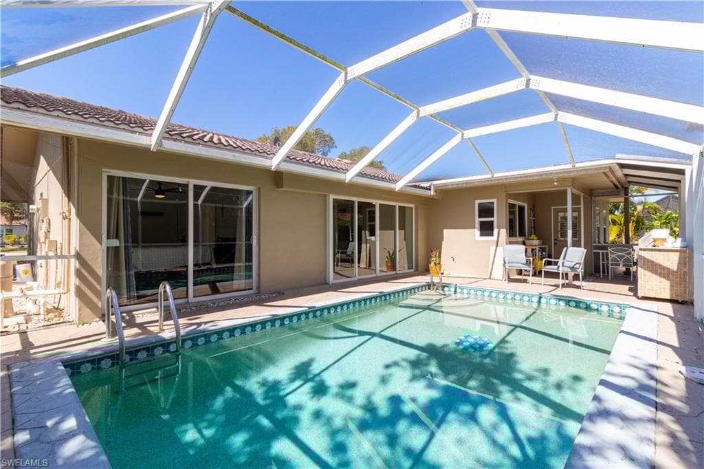 209 Pinehurst Cir, Naples, FL 34113-24