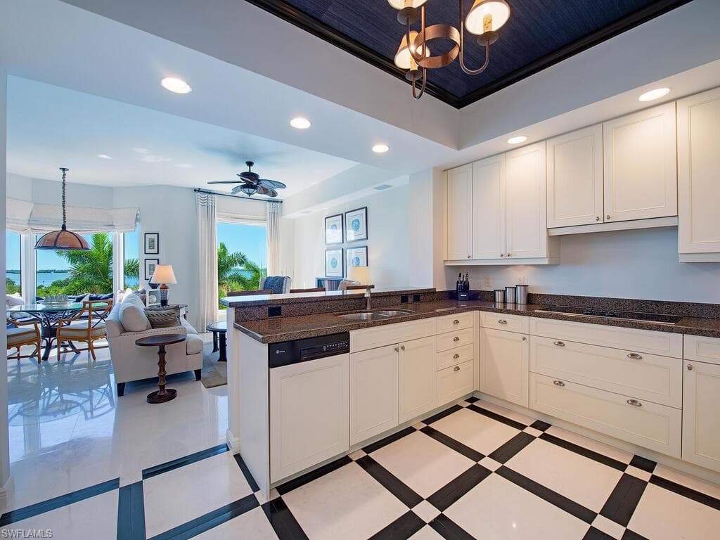 5051 Pelican Colony Blvd 303, Bonita Springs, FL 34134-8