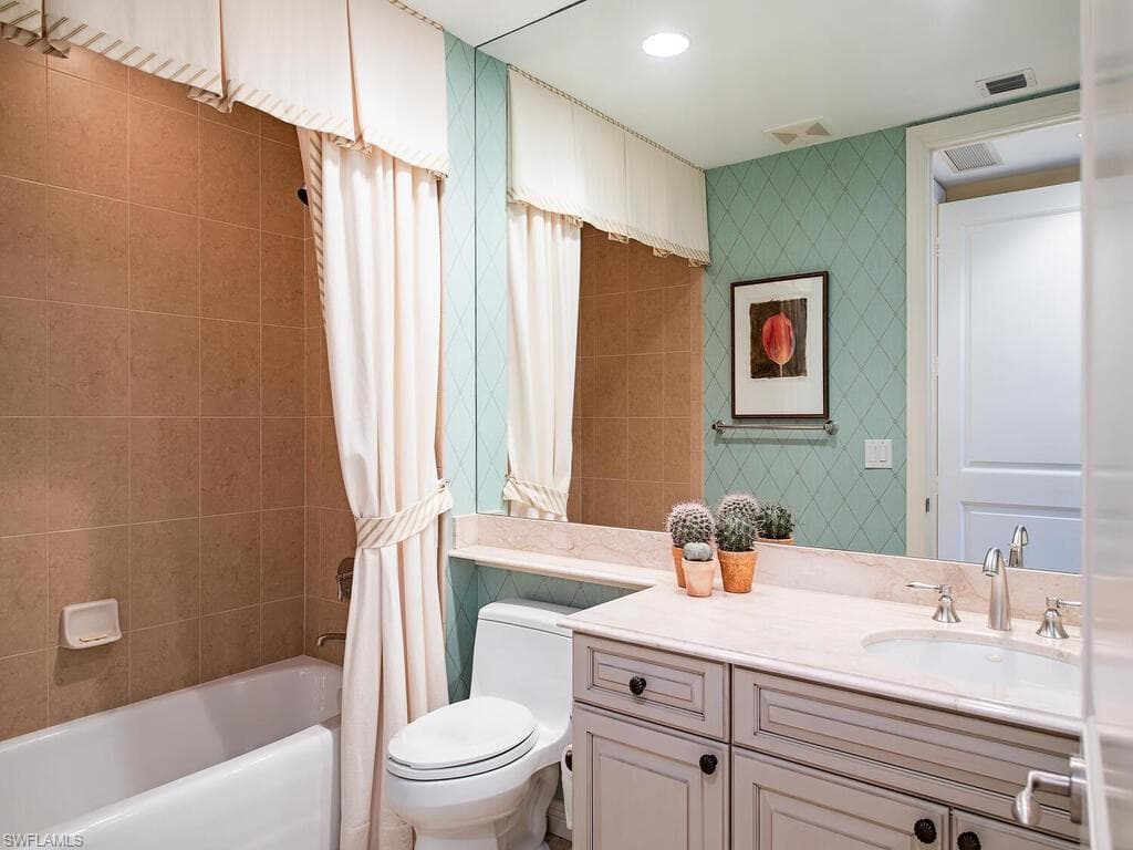 5051 Pelican Colony Blvd 303, Bonita Springs, FL 34134-19