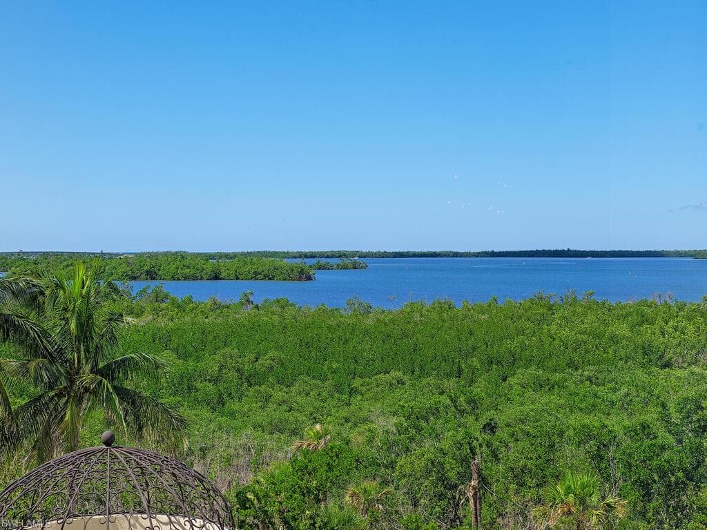 5051 Pelican Colony Blvd 303, Bonita Springs, FL 34134-5