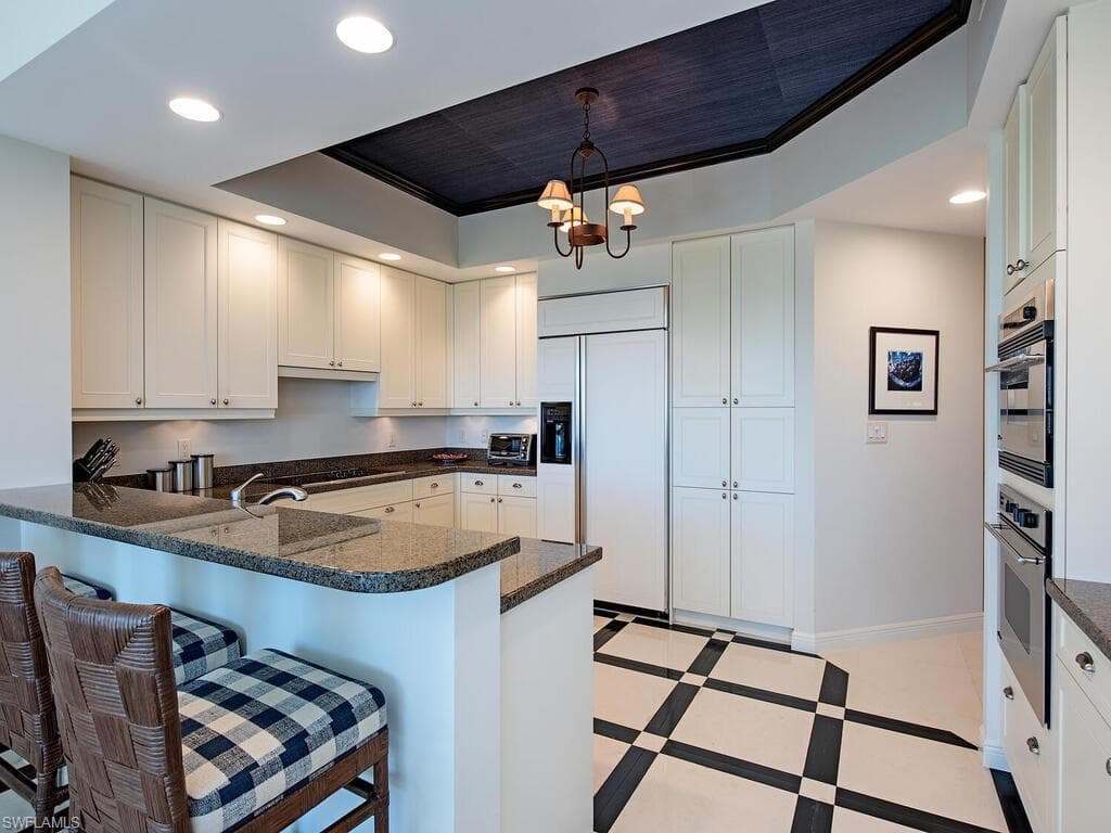 5051 Pelican Colony Blvd 303, Bonita Springs, FL 34134-6