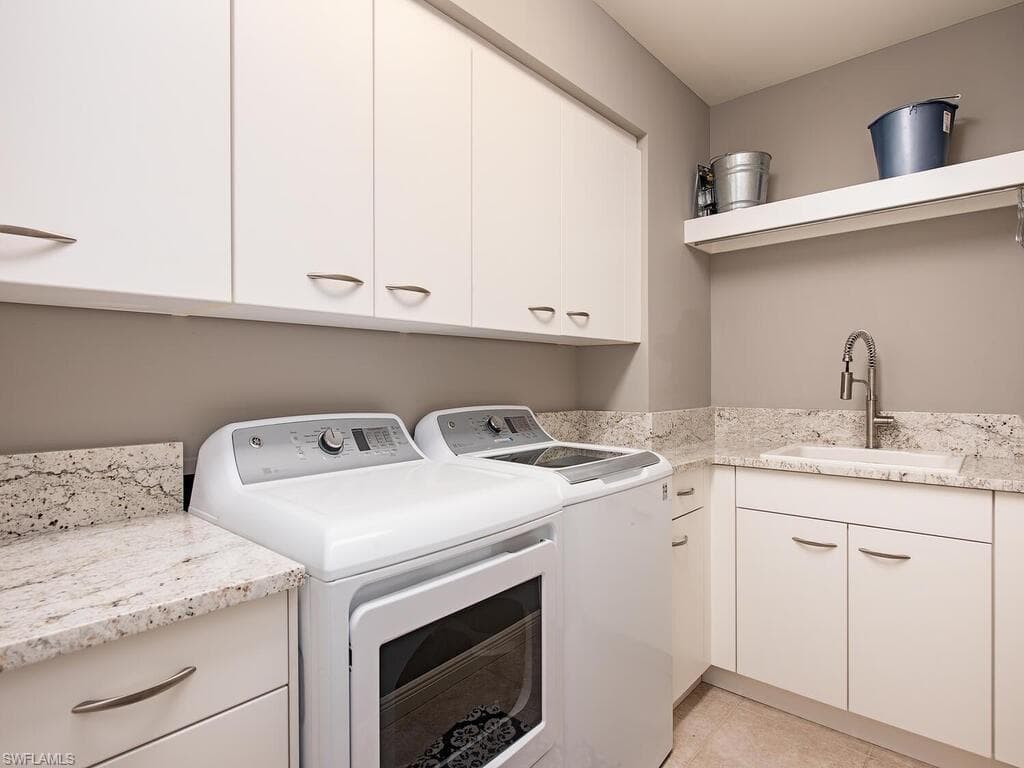 5051 Pelican Colony Blvd 301, Bonita Springs, FL 34134-6903-21