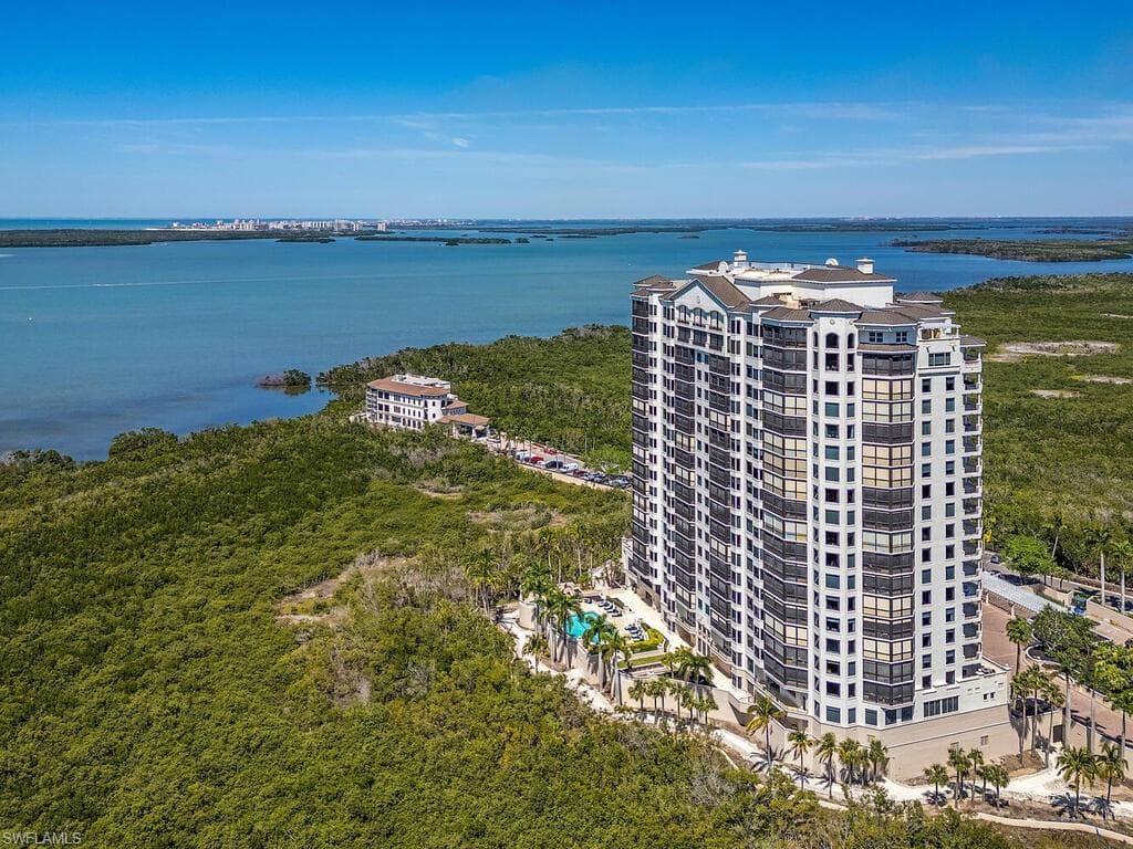 5051 Pelican Colony Blvd 301, Bonita Springs, FL 34134-6903-27