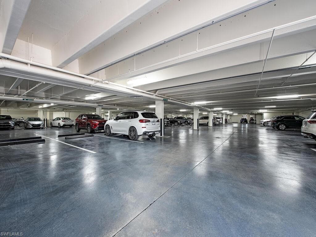 5051 Pelican Colony Blvd 301, Bonita Springs, FL 34134-6903-42