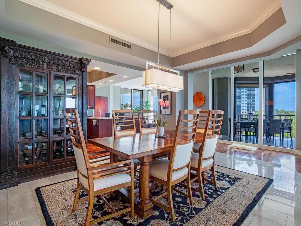 5051 Pelican Colony Blvd 301, Bonita Springs, FL 34134-6903-6