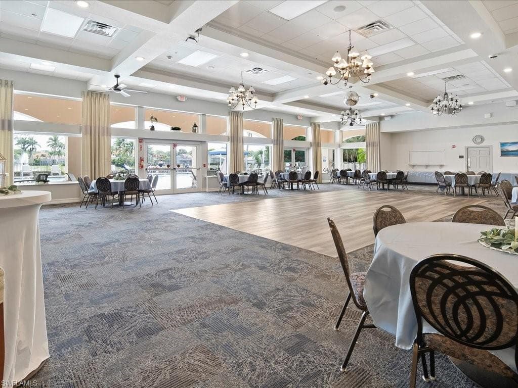 7829 Stratford Dr, Naples, FL 34104-36