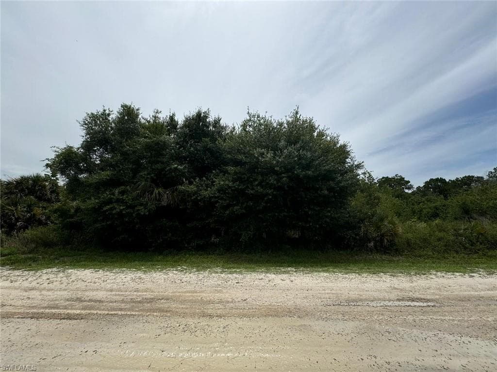 860 Kennel St, Clewiston, FL 33440-2