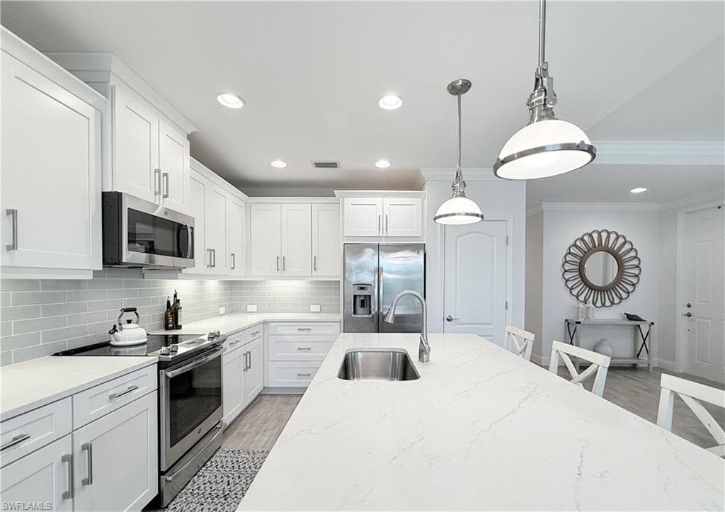 6965 Avalon Cir 1601, Naples, FL 34112-13