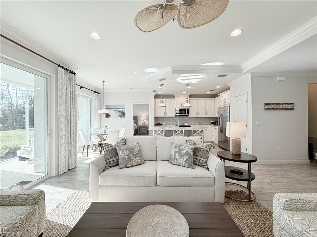 6965 Avalon Cir 1601, Naples, FL 34112-7