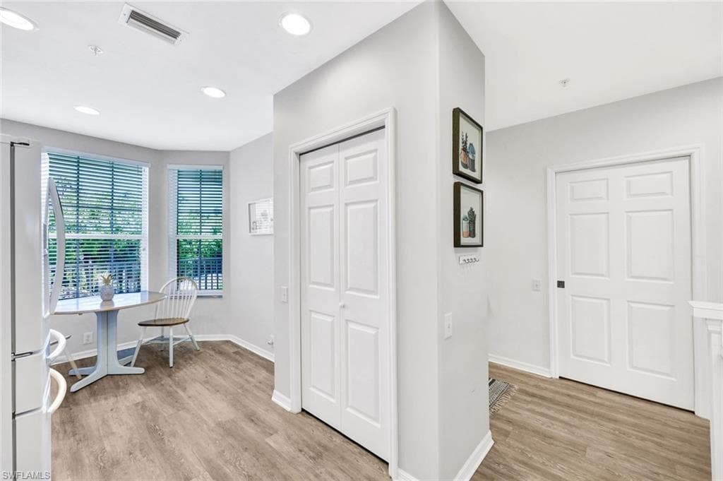 8239 Parkstone Pl 4-305, Naples, FL 34120-12