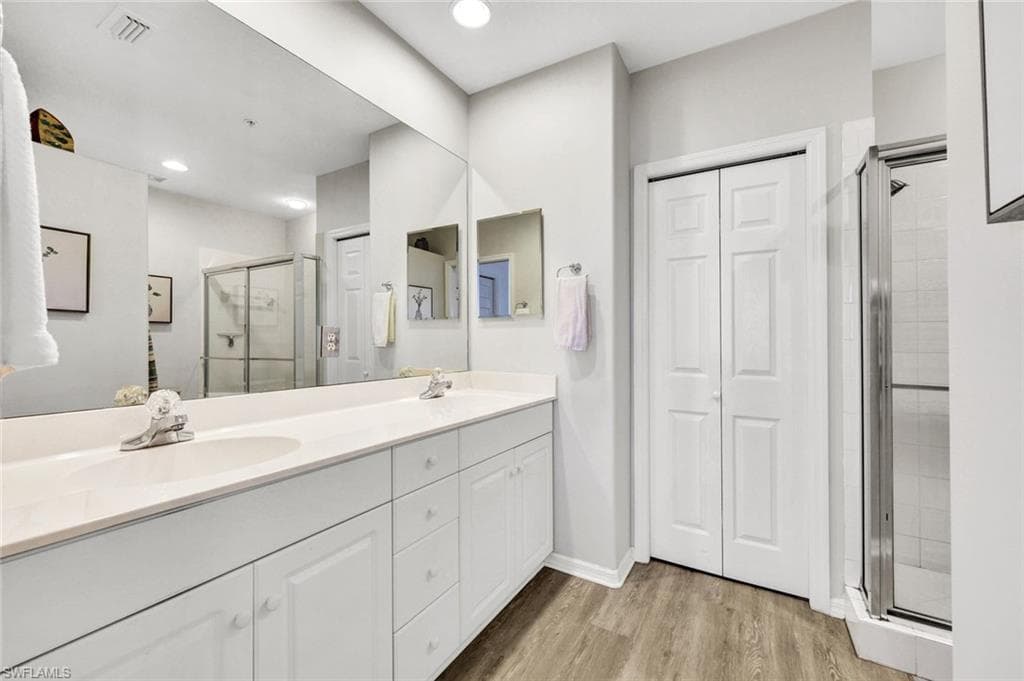 8239 Parkstone Pl 4-305, Naples, FL 34120-15
