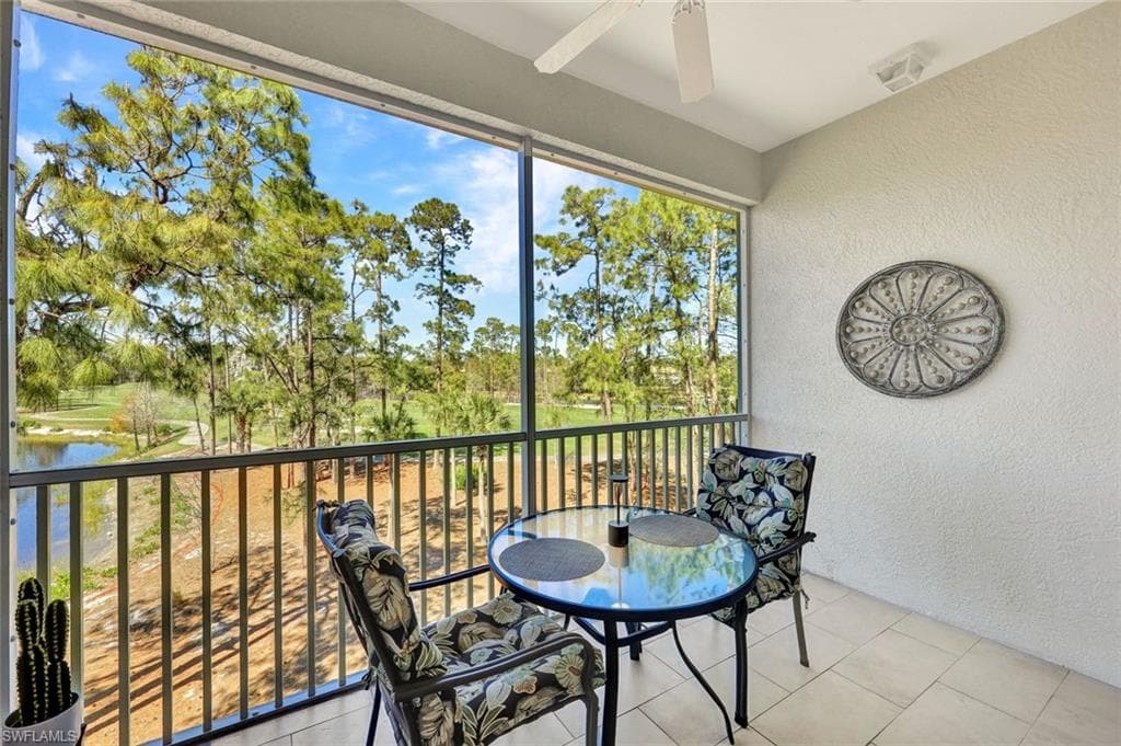 8239 Parkstone Pl 4-305, Naples, FL 34120-18