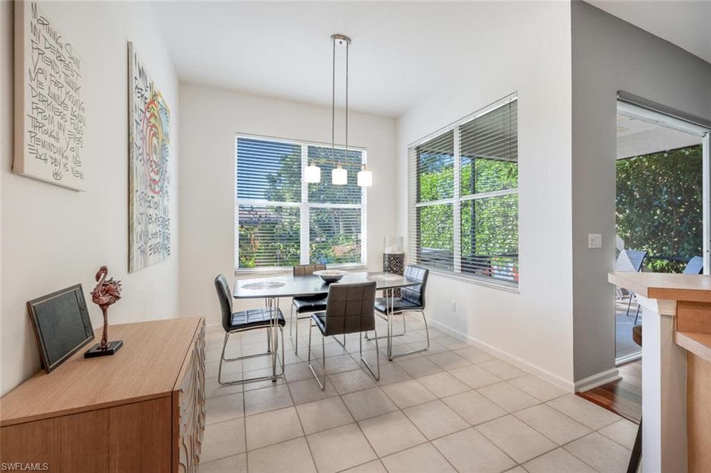 6703 Old Banyan Way, Naples, FL 34109-14