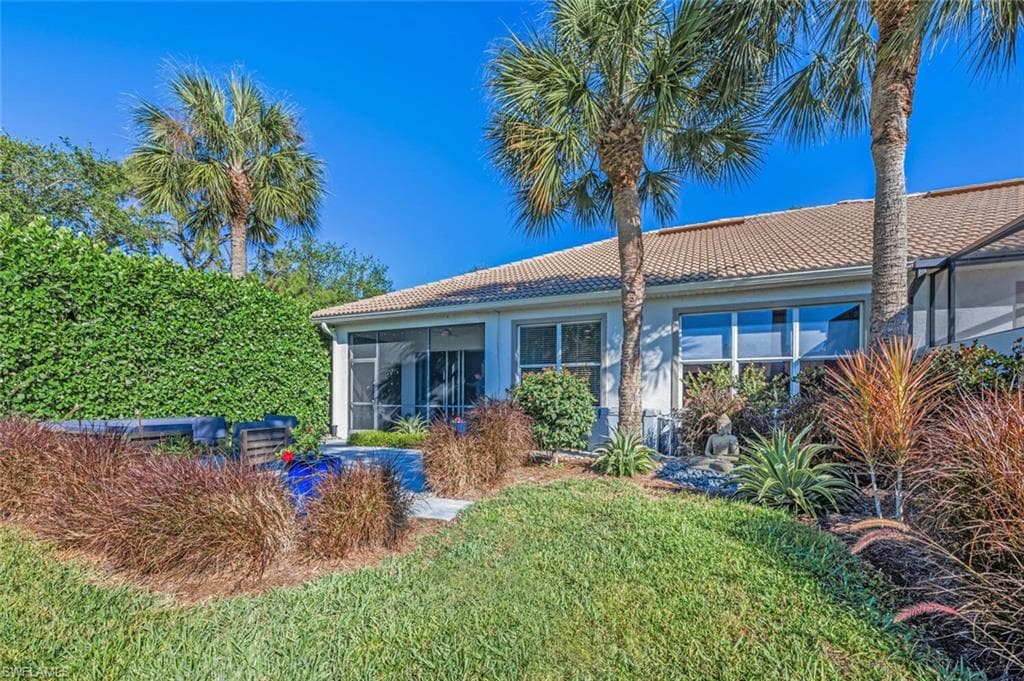 6703 Old Banyan Way, Naples, FL 34109-29