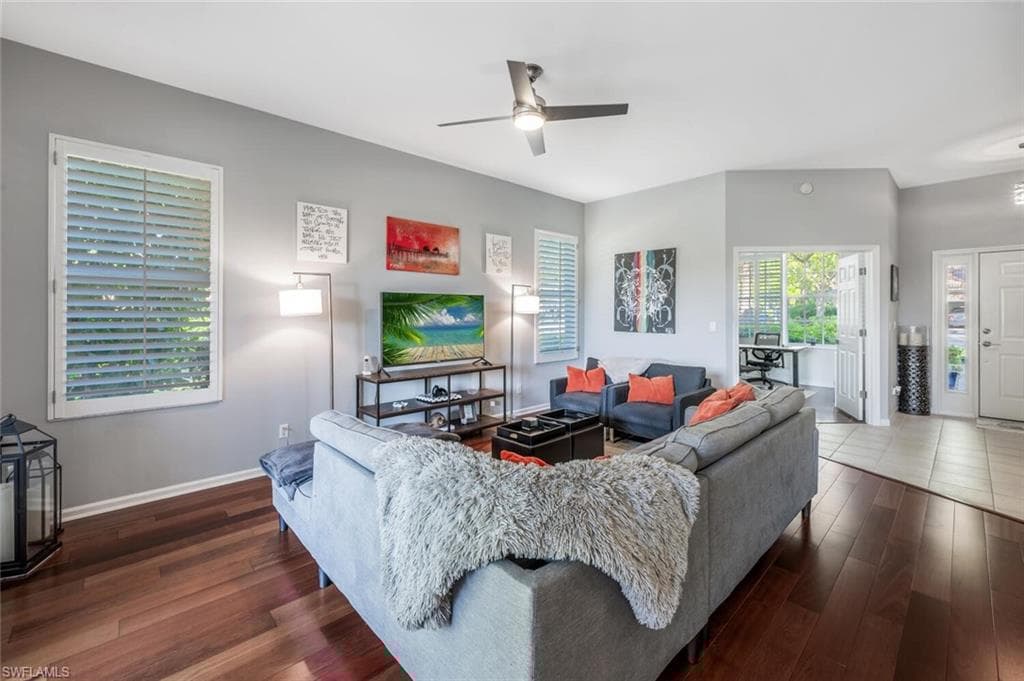6703 Old Banyan Way, Naples, FL 34109-7