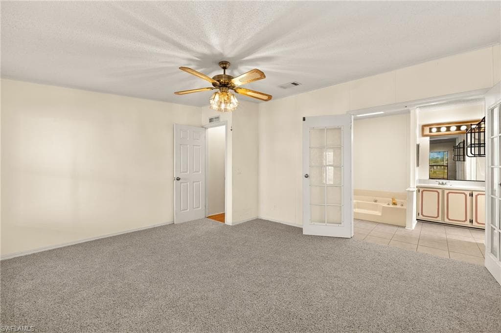 106 Oceans Blvd 106, Naples, FL 34104-16
