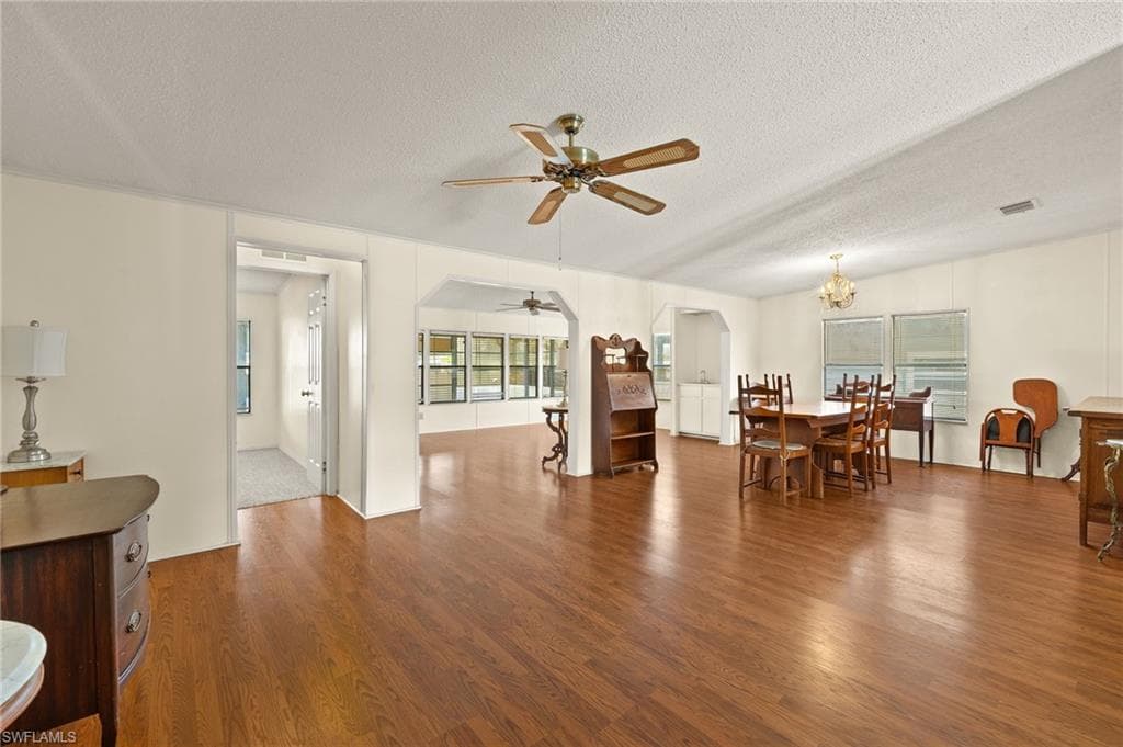 106 Oceans Blvd 106, Naples, FL 34104-4