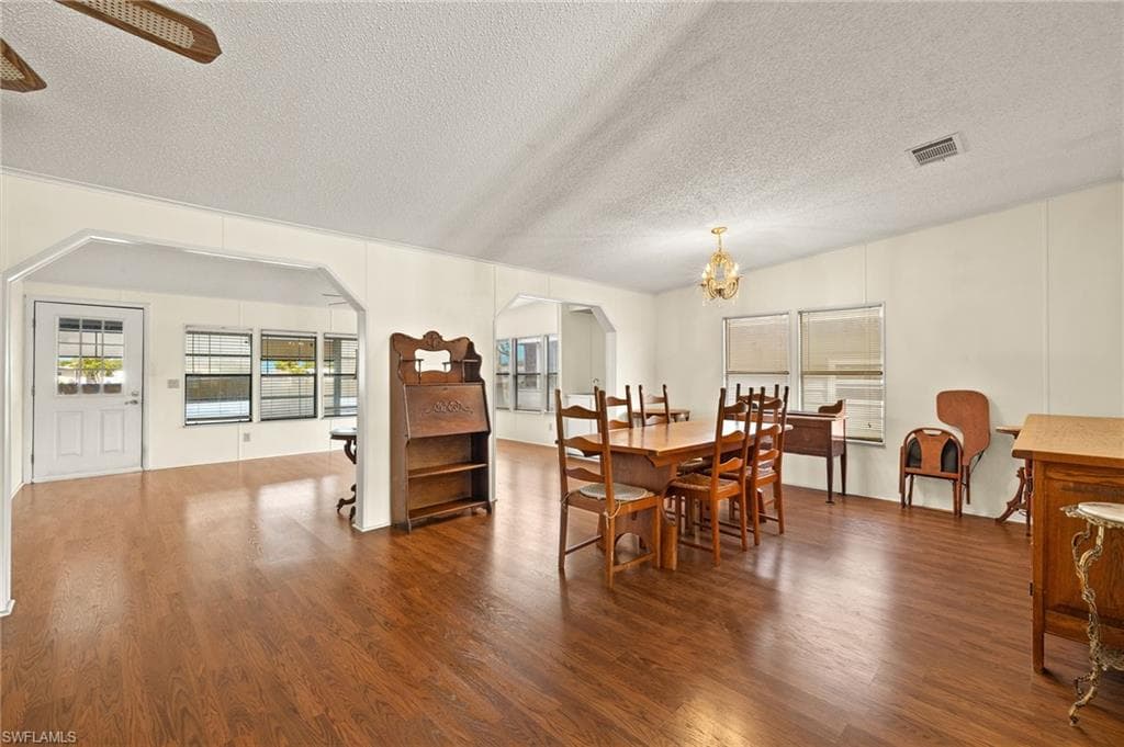106 Oceans Blvd 106, Naples, FL 34104-7