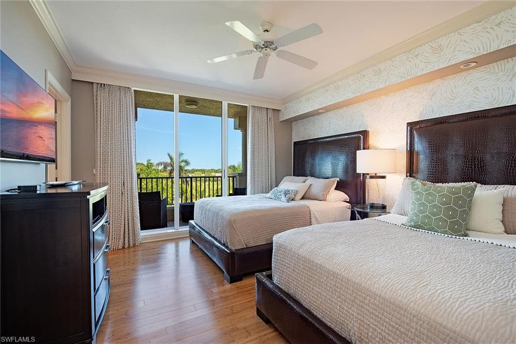 8990 Bay Colony Dr 403, Naples, FL 34108-10