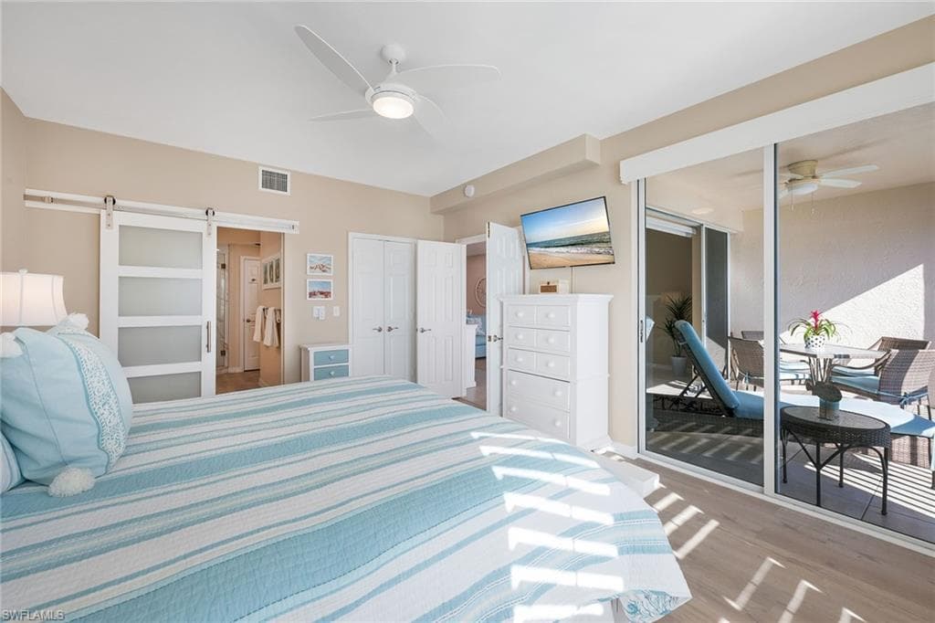 9380 Gulf Shore Dr 104, Naples, FL 34108-17