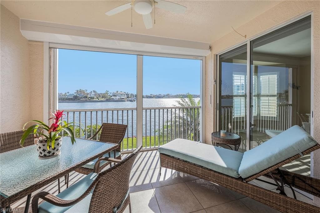 9380 Gulf Shore Dr 104, Naples, FL 34108-28