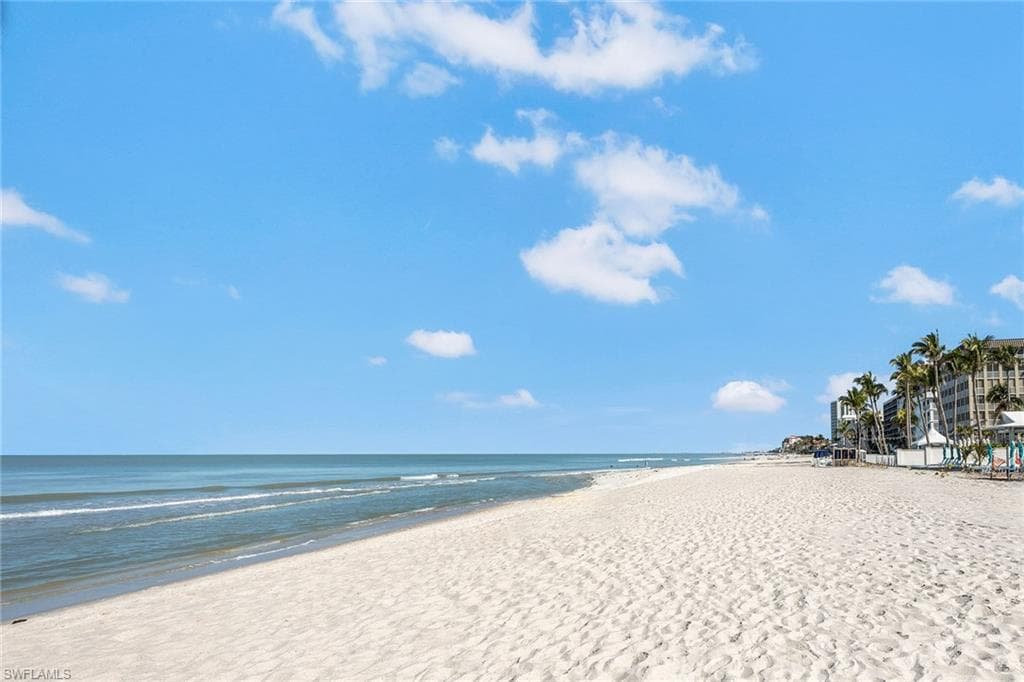 9380 Gulf Shore Dr 104, Naples, FL 34108-41