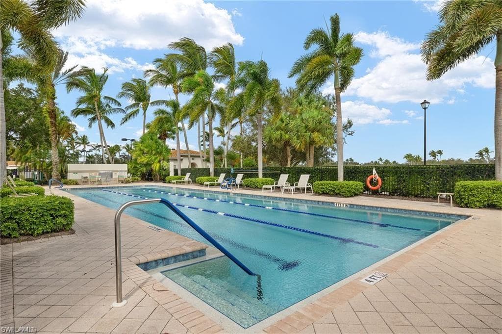 3730 Whidbey Way, Naples, FL 34119-30