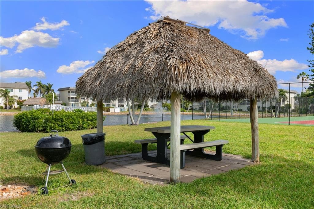 1024 Manatee Rd C303, Naples, FL 34114-29