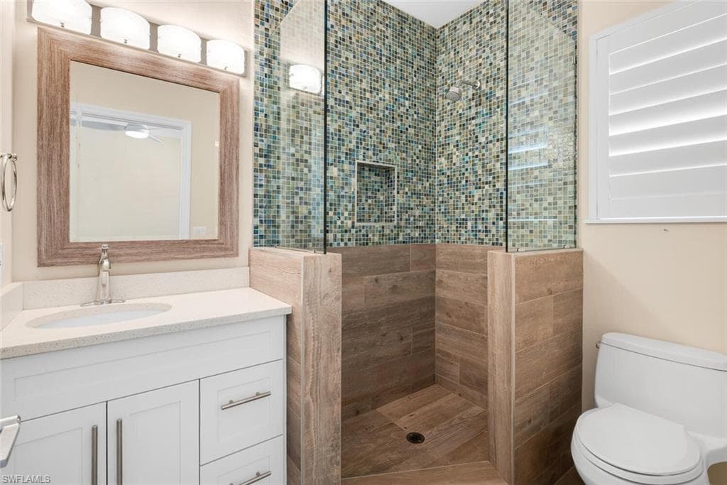 1185 Shenandoah Ct, Marco Island, FL 34145-12