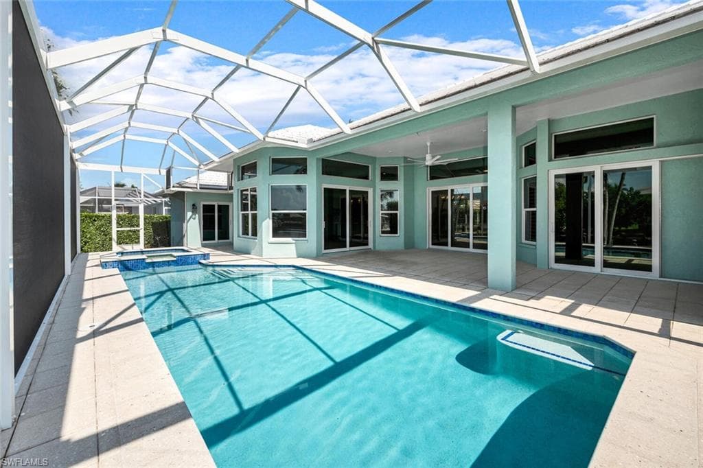 1185 Shenandoah Ct, Marco Island, FL 34145-16