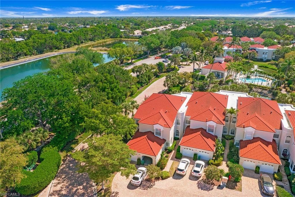 1510 Clermont Dr A201, Naples, FL 34109-26