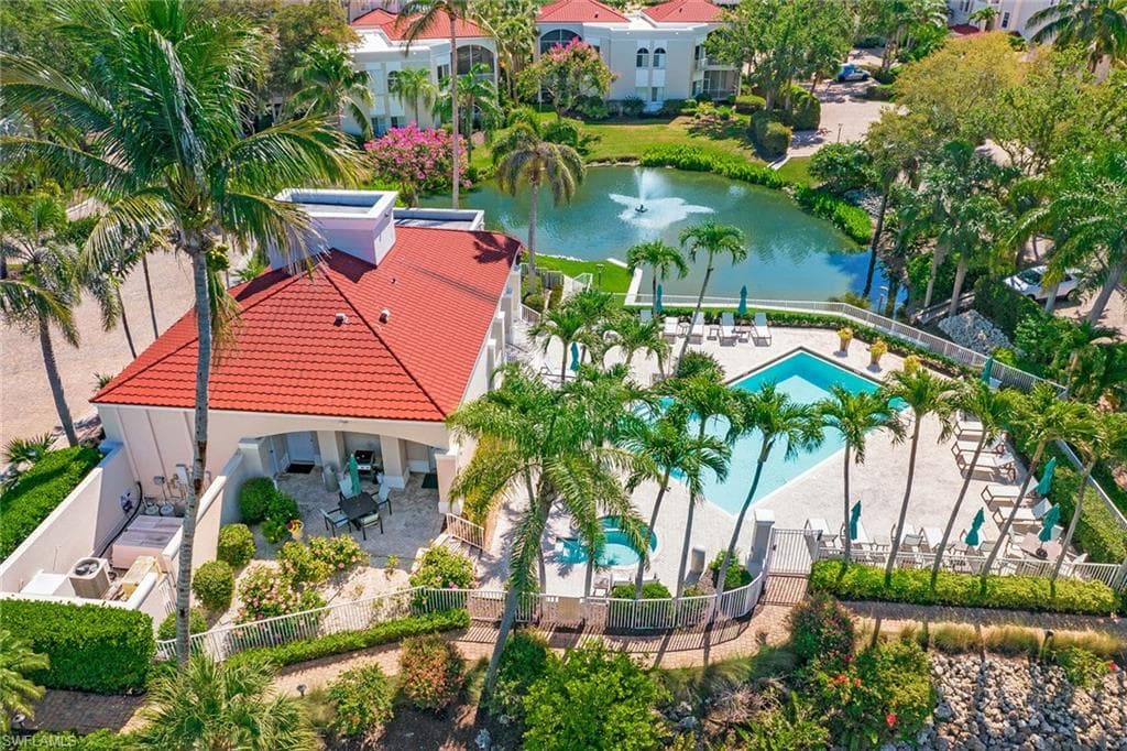1510 Clermont Dr A201, Naples, FL 34109-32