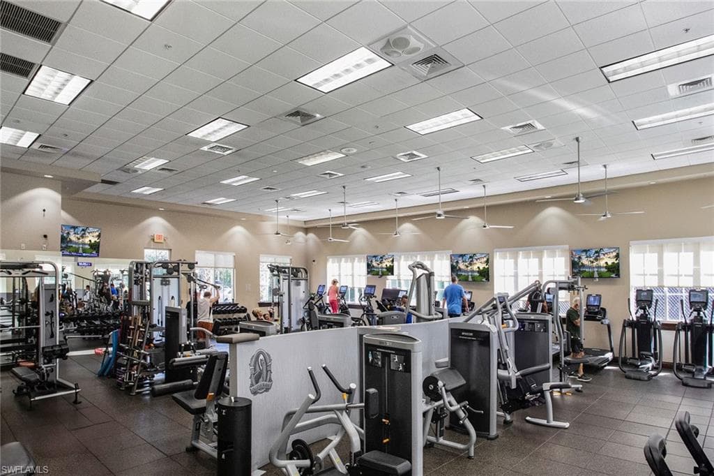 1510 Clermont Dr A201, Naples, FL 34109-44