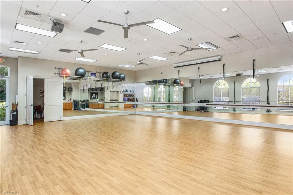1510 Clermont Dr A201, Naples, FL 34109-45