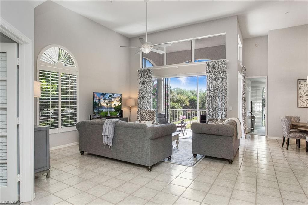 1510 Clermont Dr A201, Naples, FL 34109-7