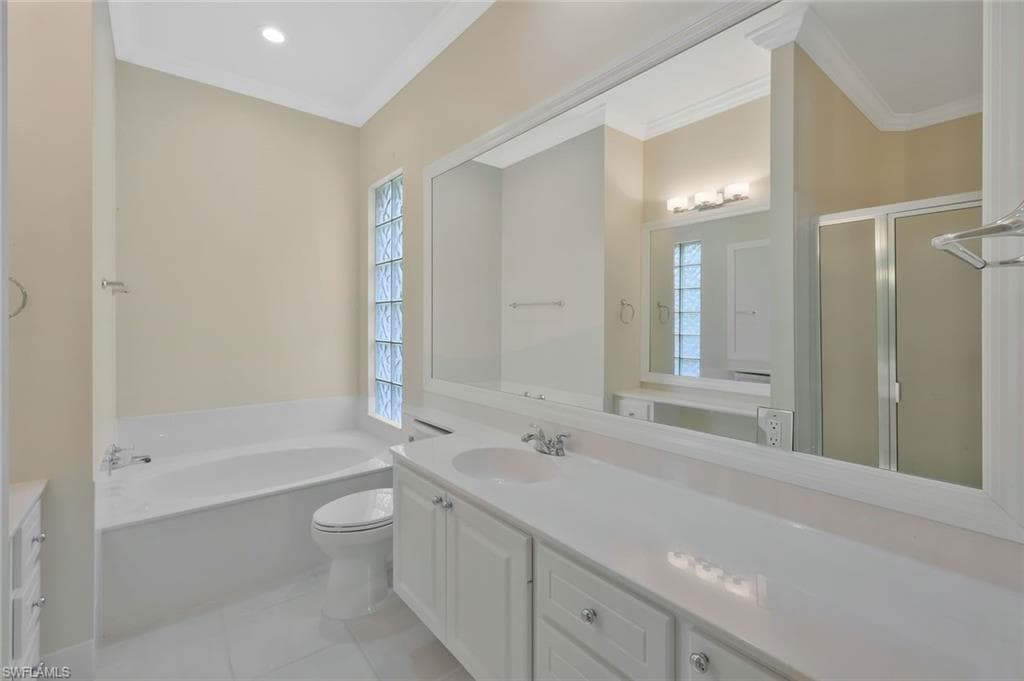 6044 Andros Way, Naples, FL 34119-16