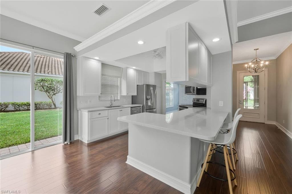 6044 Andros Way, Naples, FL 34119-5