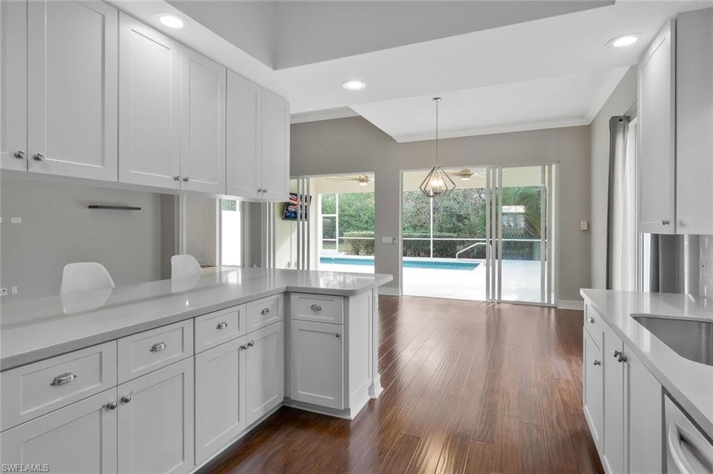 6044 Andros Way, Naples, FL 34119-6