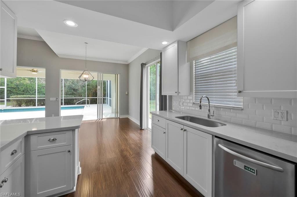 6044 Andros Way, Naples, FL 34119-7
