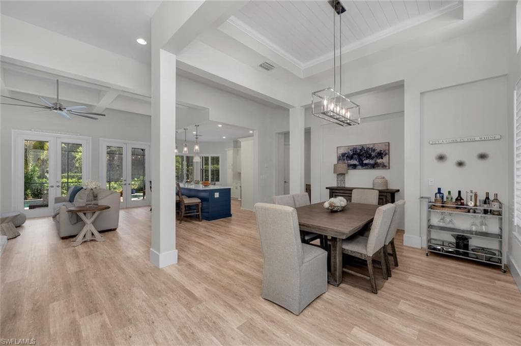 339 Saddlebrook Ln SE, Naples, FL 34110-9