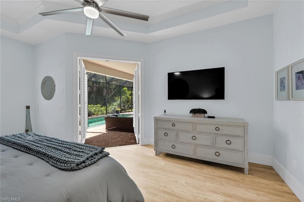 339 Saddlebrook Ln SE, Naples, FL 34110-12