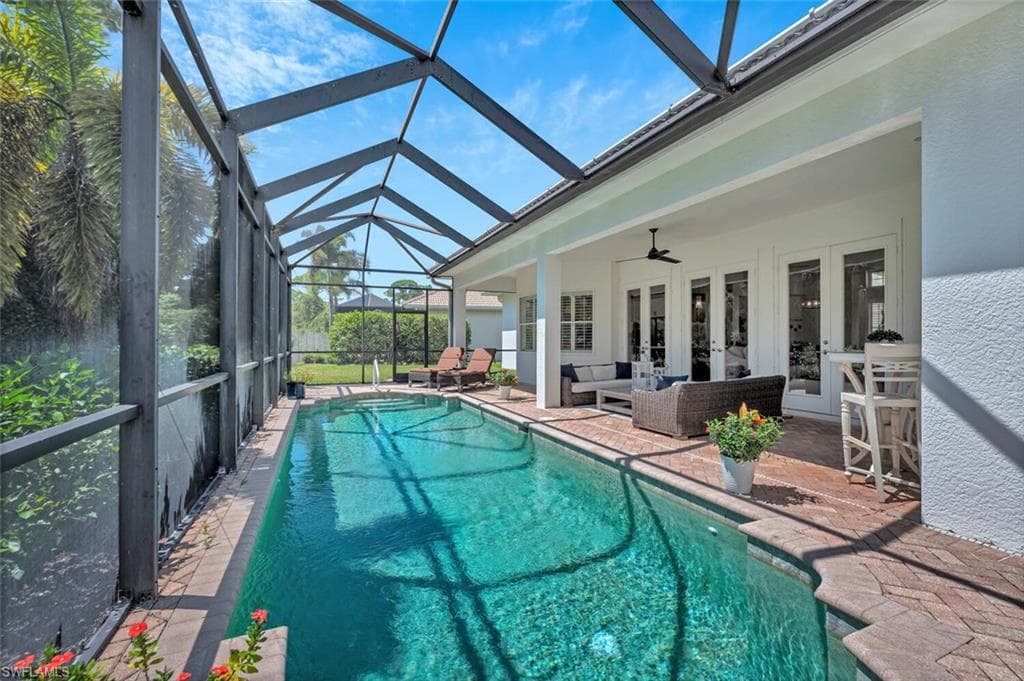 339 Saddlebrook Ln SE, Naples, FL 34110-18